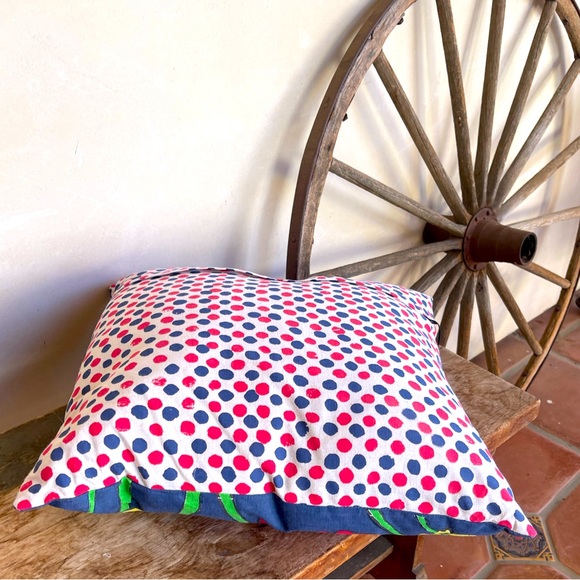 FLORAL POLKADOT DECORATIVE PILLOW Cute Kitchy Boho Cottage 17”x17” NEW w/TAG!!! - Picture 4 of 10